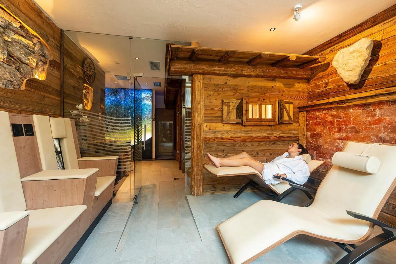 Hotel Al Lago Soraga Ngoại thất bức ảnh